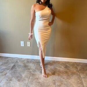 Here Comes The Sun. Size XS. Tags on never worn.